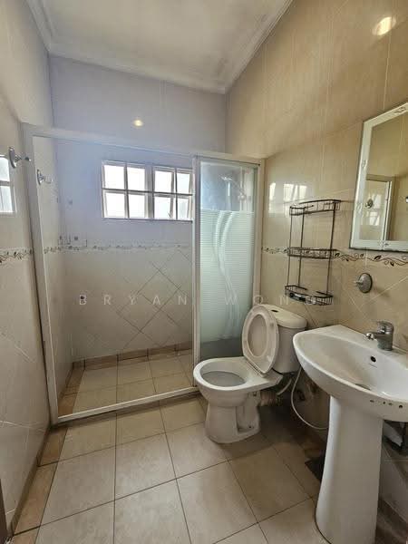 Semi-Detached House for Sale in SS 21, Damansara Utama (Petaling Jaya) - Bryan Wong - Bathroom - PropertyGuru.com.my