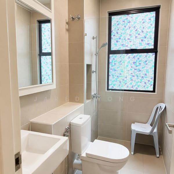 Condominium for Rent at Isle of Kamares - Jared Wong - Bathroom - PropertyGuru.com.my