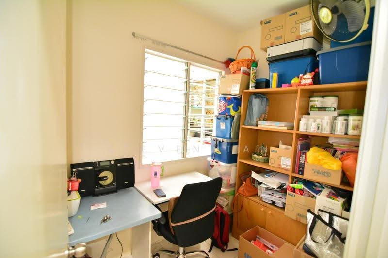 Townhouse for Sale in Bukit Rimau (Shah Alam) - Steven Tan - Study - PropertyGuru.com.my