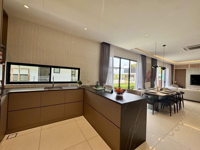 Cluster House for Sale in Gelang Patah (Johor) - Ken Kor - Kitchen - PropertyGuru.com.my