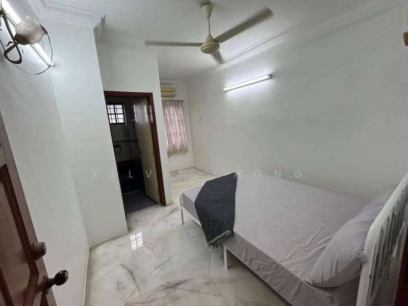 2-storey Terraced House for Rent in Gunung Rapat (Ipoh) - Kelvin Chong - Bedroom - PropertyGuru.com.my