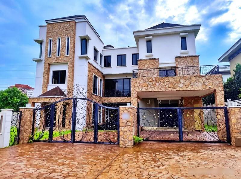 Bungalow House untuk Dijual di Mines Resort City (Seri Kembangan) - Rashidah Juremi - Exterior - PropertyGuru.com.my