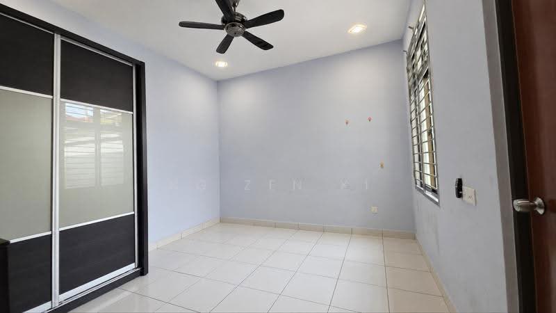 Cluster House for Sale in Taman Sutera Utama (Skudai) - NG ZEN XI - Bedroom - PropertyGuru.com.my