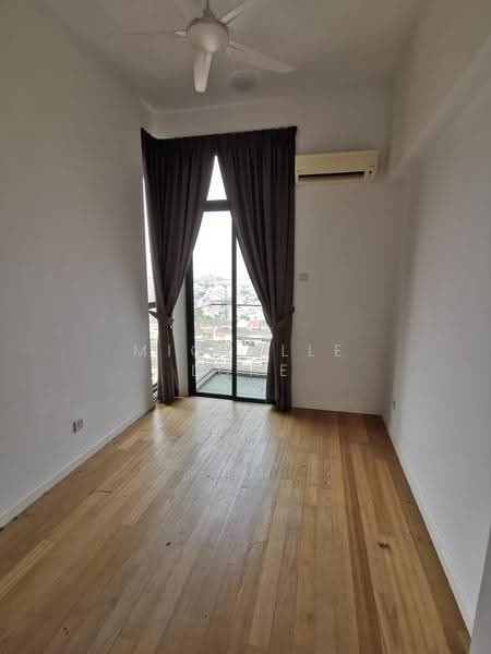 Kondominium untuk Disewa di Waltz Residences - Michelle Loke - Balcony - PropertyGuru.com.my
