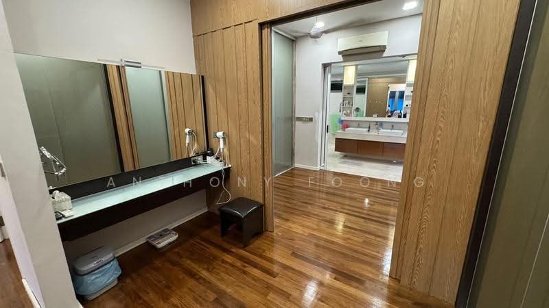 Rumah Berkembar untuk Dijual di Taman Seri Bukit Segambut (Batu) - Anthony Foong - Bathroom - PropertyGuru.com.my