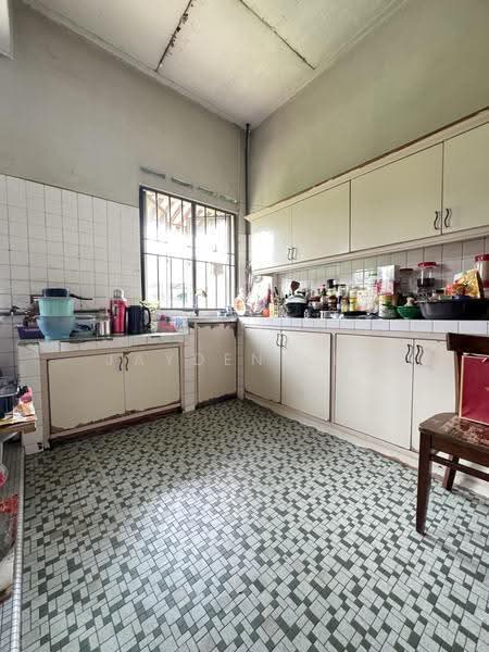 Rumah Bandar untuk Dijual di Taman Desa Seputeh (Seputeh) - Jayden Lee - Kitchen - PropertyGuru.com.my