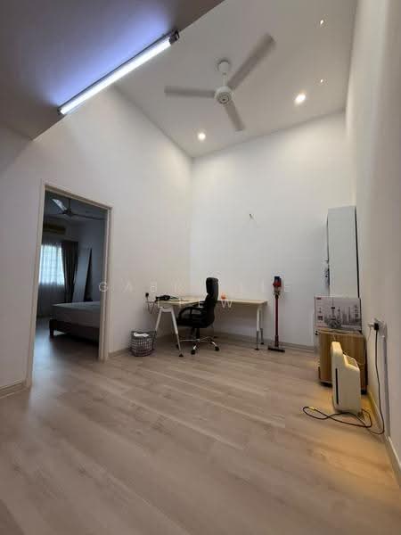Rumah Teres 2-Tingkat untuk Dijual di Kota Damansara (Selangor) - Gabrielle Liew - Study - PropertyGuru.com.my