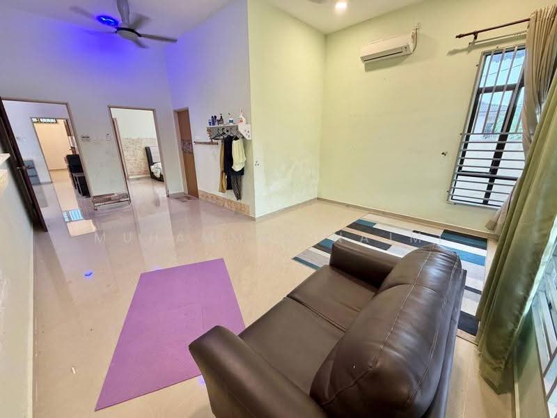 Bungalow House for Sale in Kampung Baru (Kertih) - Muhammad Najmi - Living Room - PropertyGuru.com.my
