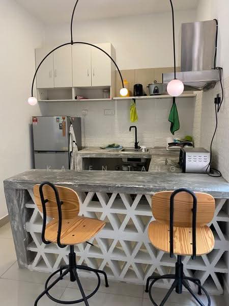 Kediaman Servis untuk Disewa di Univ 360 Place - Karen Tang - Kitchen - PropertyGuru.com.my