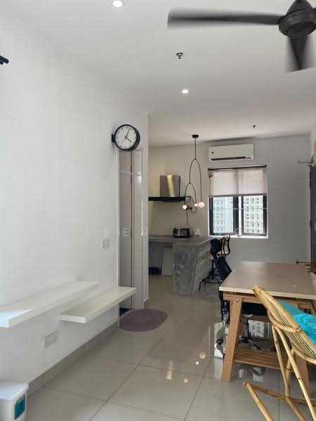 Kediaman Servis untuk Disewa di Univ 360 Place - Karen Tang - Living Room - PropertyGuru.com.my
