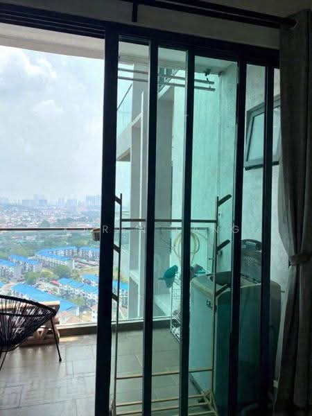 Kediaman Servis untuk Disewa di Univ 360 Place - Karen Tang - Balcony - PropertyGuru.com.my