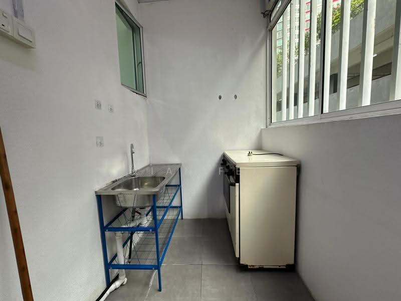 Service Residence for Rent at The Zizz @ Damansara North - Kian Fei - Kitchen - PropertyGuru.com.my