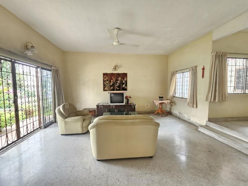 Semi-Detached House for Sale in Damansara Jaya (Petaling Jaya) - Bryan Wong - Living Room - PropertyGuru.com.my
