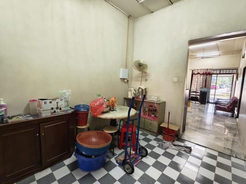 Rumah Teres 1-Tingkat untuk Dijual di Tangkak (Johor) - Zoey Lee - PropertyGuru.com.my