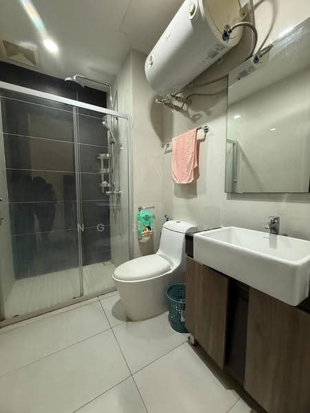 Kondominium untuk Disewa di Amberside @ Country Garden Danga Bay - NG ZEN XI - Bathroom - PropertyGuru.com.my