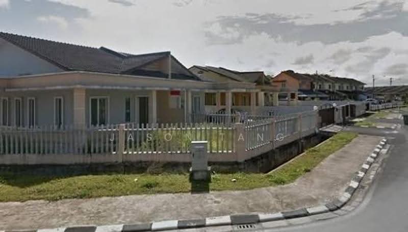 1-storey Terraced House for Sale in Kuching (Sarawak) - Jason Tang - Exterior - PropertyGuru.com.my