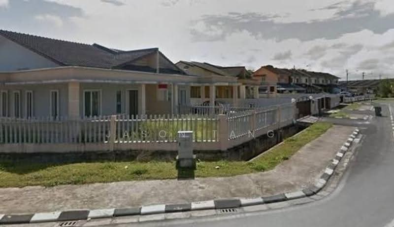 1-storey Terraced House for Sale in Kuching (Sarawak) - Jason Tang - Exterior - PropertyGuru.com.my