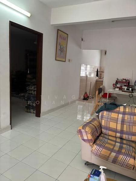 2-storey Terraced House for Sale in Taman Sri Subang (Sunway) - Tivagar Polanippan - Living Room - PropertyGuru.com.my