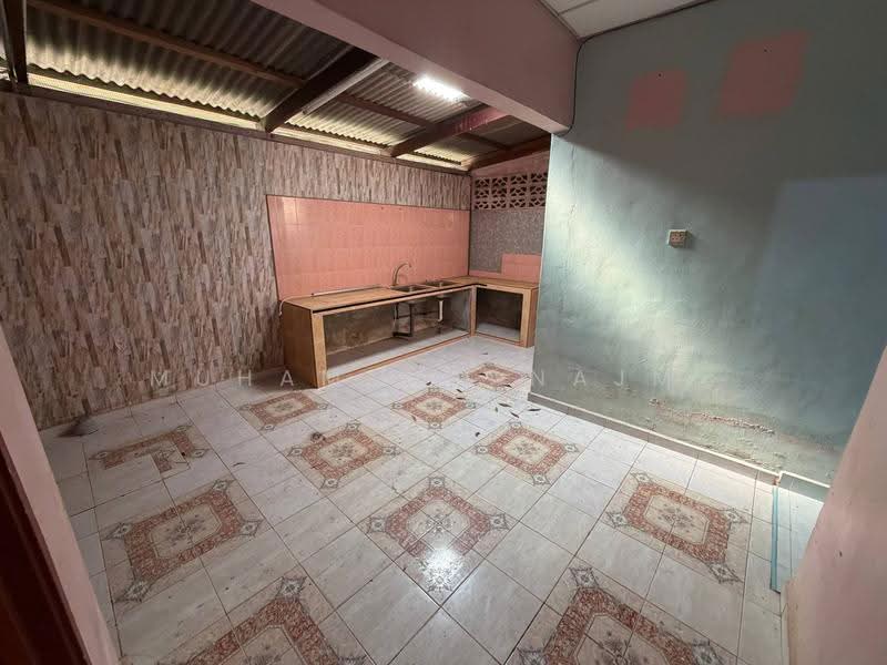 Rumah Teres untuk Dijual di Dungun (Terengganu) - Muhammad Najmi - Kitchen - PropertyGuru.com.my