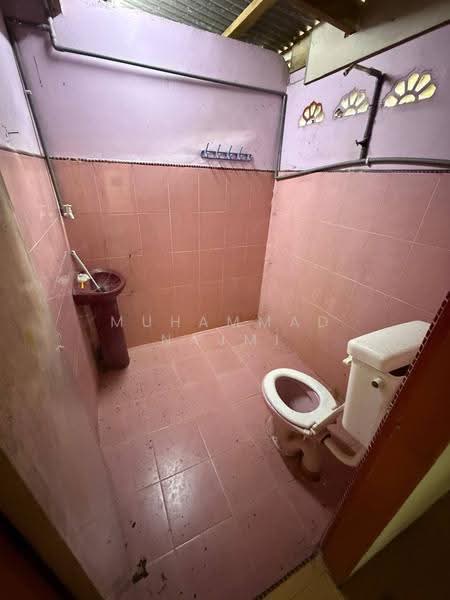 Rumah Teres untuk Dijual di Dungun (Terengganu) - Muhammad Najmi - Bathroom - PropertyGuru.com.my