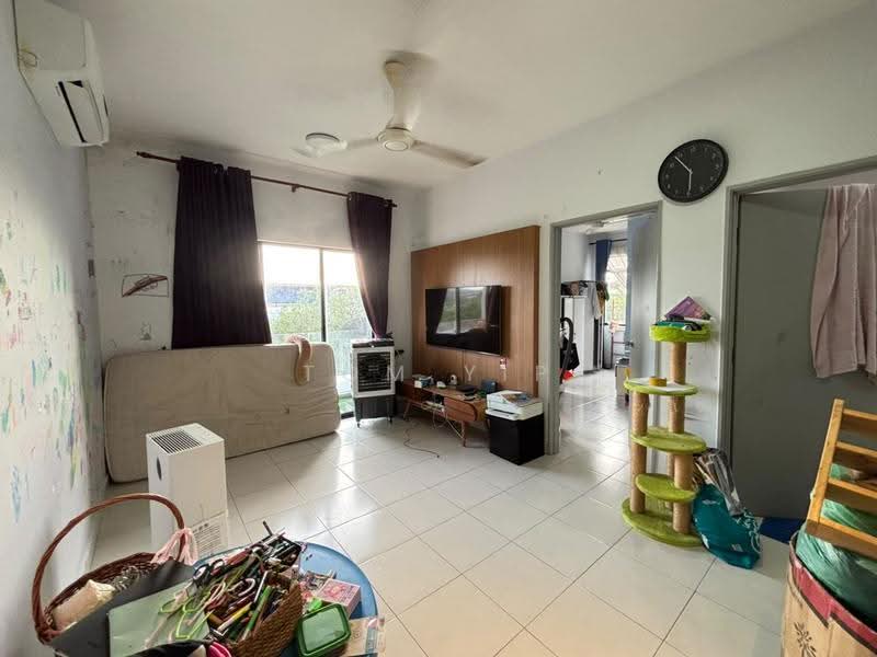 2-storey Terraced House for Sale in Saujana Rawang (Rawang) - Tom Yip - Living Room - PropertyGuru.com.my
