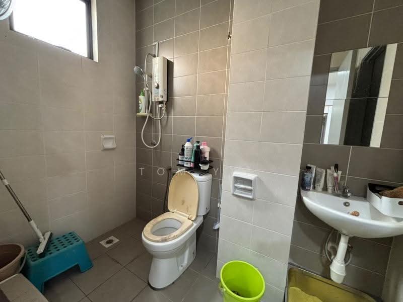 2-storey Terraced House for Sale in Saujana Rawang (Rawang) - Tom Yip - Bathroom - PropertyGuru.com.my