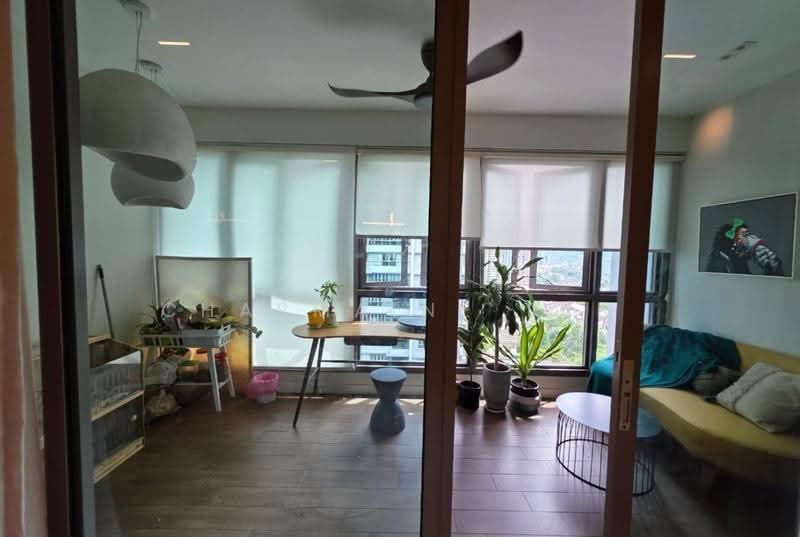 Kondominium untuk Disewa di Seni Mont Kiara - Charmaine Tan - Living Room - PropertyGuru.com.my