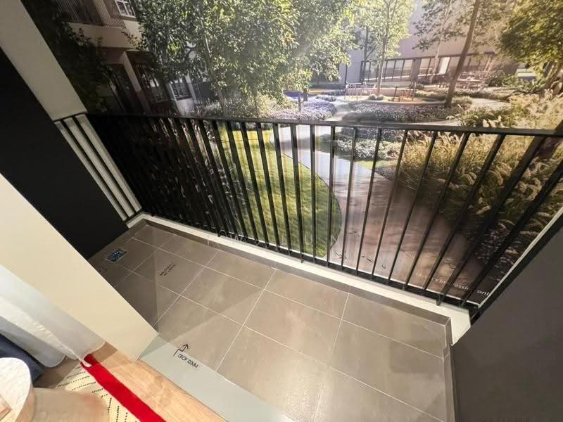 Pangsapuri untuk Dijual di M Aria - Tw Lun - Balcony - PropertyGuru.com.my
