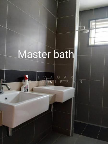 Semi-Detached House for Sale in Telok Panglima Garang (Selangor) - Tivagar Polanippan - Bathroom - PropertyGuru.com.my