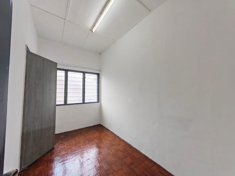2-storey Terraced House for Sale in Bandar Baru Kundang (Rawang) - Kelvin . - Interior - PropertyGuru.com.my
