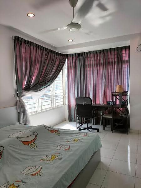 Rumah Teres 2.5-Tingkat untuk Dijual di Taman Setia Indah (Tebrau) - Nathan Chan - Bedroom - PropertyGuru.com.my