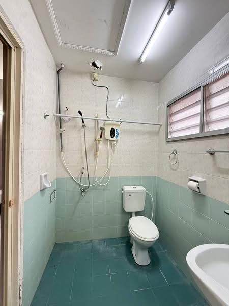 2-storey Terraced House for Rent in Tambun (Perak) - Mandy Phang - Bathroom - PropertyGuru.com.my