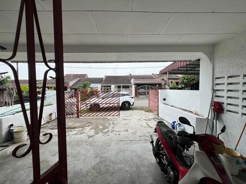 Rumah Teres 1-Tingkat untuk Dijual di Taman Ungku Tun Aminah (Skudai) - Johnny Tan - Exterior - PropertyGuru.com.my