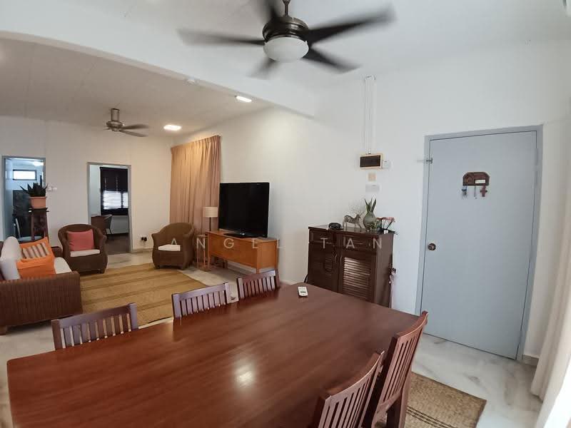 Pangsapuri untuk Dijual di Subang Perdana Goodyear Court 3 - Angel Tan - Living Room - PropertyGuru.com.my