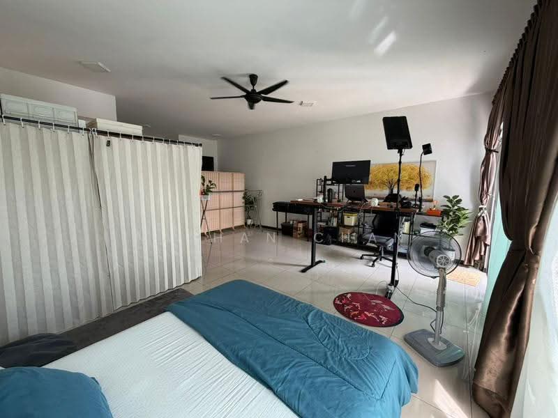 Service Residence for Sale at Molek Regency - Nathan Chan - Bedroom - PropertyGuru.com.my