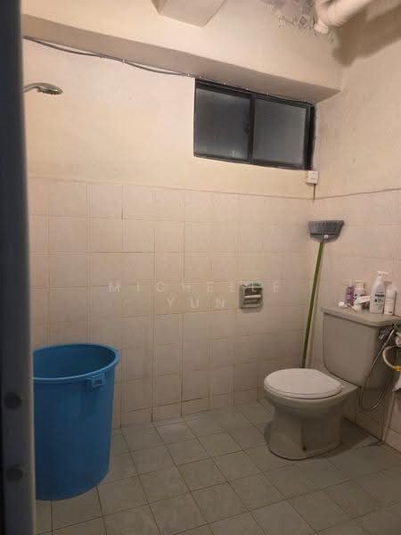 Kondominium untuk Dijual di Sri Pelangi Condominiums - Michelle Yun - Bathroom - PropertyGuru.com.my