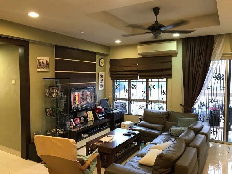 Kondominium untuk Dijual di Endah Puri - Tivagar Polanippan - Living Room - PropertyGuru.com.my