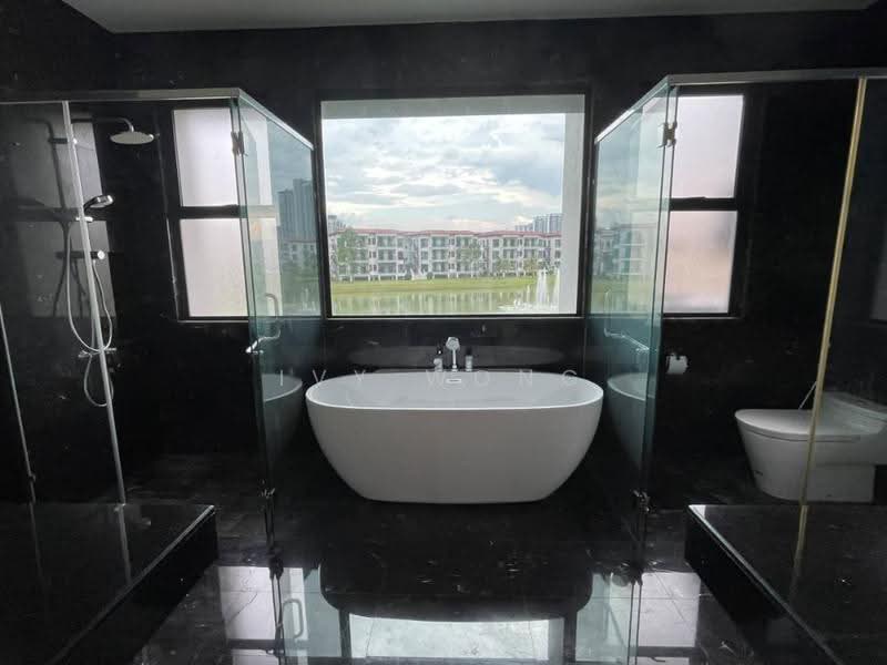 Bungalow House untuk Disewa di Cyberjaya (Selangor) - Ivy Wong - Bathroom - PropertyGuru.com.my