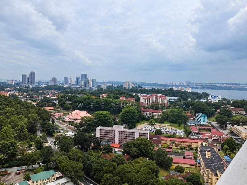 Service Residence for Sale at Pangsapuri Tanah Emas (Golden Sands) - Wee Howe - Exterior - PropertyGuru.com.my
