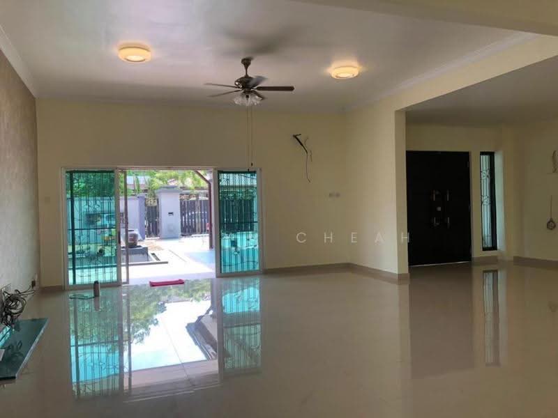 Semi-Detached House for Sale in Bandar Puteri Puchong (Puchong) - Evelyn Cheah - Living Room - PropertyGuru.com.my