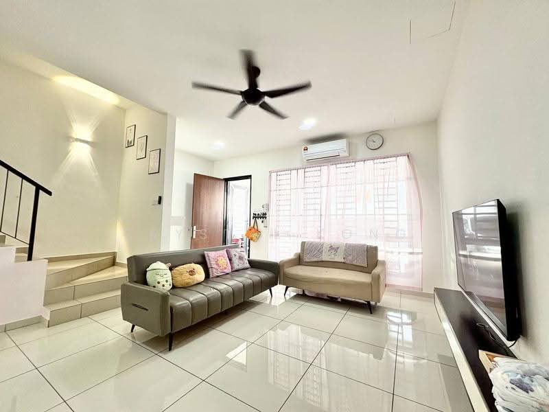 Rumah Teres 2-Tingkat untuk Dijual di Austin Crest (Johor Bahru) - Crystal Kong - Living Room - PropertyGuru.com.my