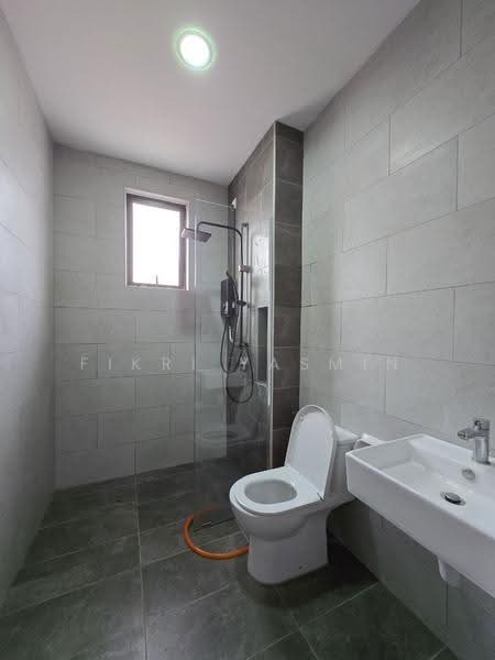2-storey Terraced House for Rent in Setia Safiro (Cyberjaya) - Fikri Yasmin - Bathroom - PropertyGuru.com.my