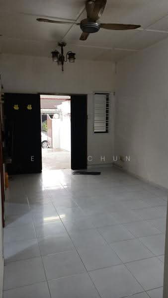 Rumah Teres 1-Tingkat untuk Disewa di Taman Johor Jaya (Johor Bahru) - Even Chun - PropertyGuru.com.my