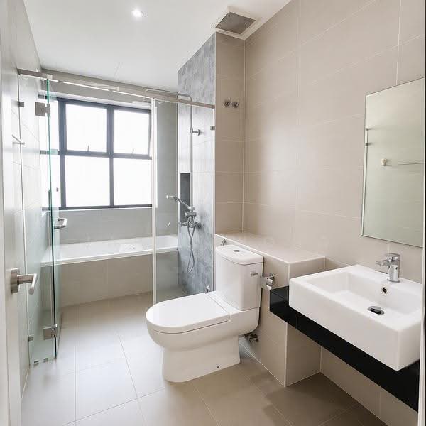 Condominium for Rent at Isle of Kamares - Jared Wong - Bathroom - PropertyGuru.com.my