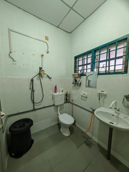 Rumah Teres 2-Tingkat untuk Dijual di Seri Manjung (Perak) - Kee Choi Hong - Bathroom - PropertyGuru.com.my