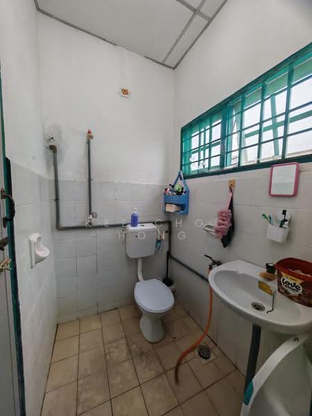 Rumah Teres 2-Tingkat untuk Dijual di Seri Manjung (Perak) - Kee Choi Hong - Bathroom - PropertyGuru.com.my