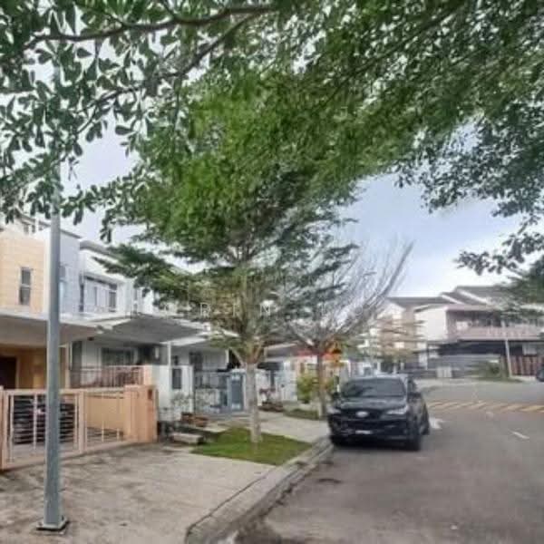 2-storey Terraced House for Sale in TTDI Grove (Kajang) - Robin Loh - Exterior - PropertyGuru.com.my