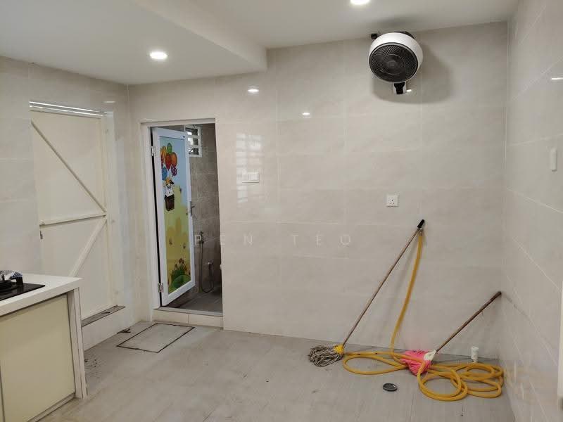 1-storey Terraced House for Sale in Bandar Bayan Baru (Bayan Lepas) - Pen Teo - Kitchen - PropertyGuru.com.my