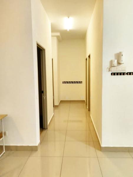 Kondominium untuk Disewa di Anyaman Residence - Lydia Wu - Corridor - PropertyGuru.com.my