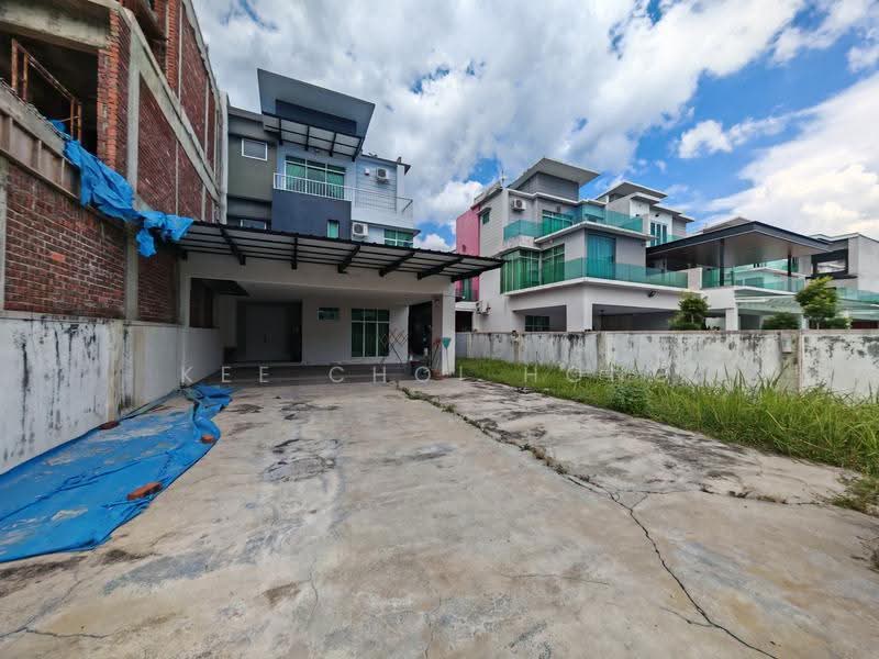 Rumah Berkembar untuk Dijual di Sitiawan (Perak) - Kee Choi Hong - PropertyGuru.com.my